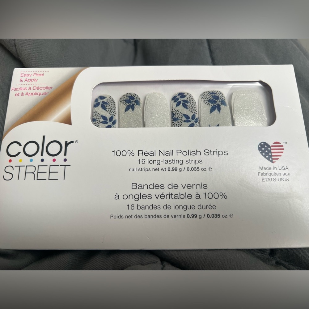 Color Street Leaf It to Me Nail Strips